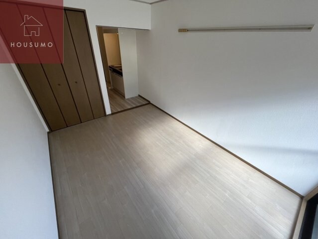 物件内観写真4　(ゆったり過ごせる居間です)