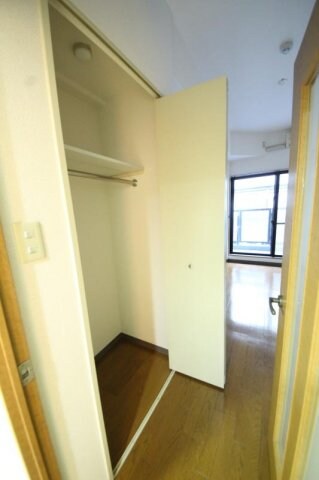 物件内観写真12　(大きなものも収納できそうです)