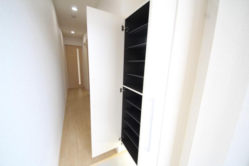 物件内観写真13　(収納のためのスペースです)