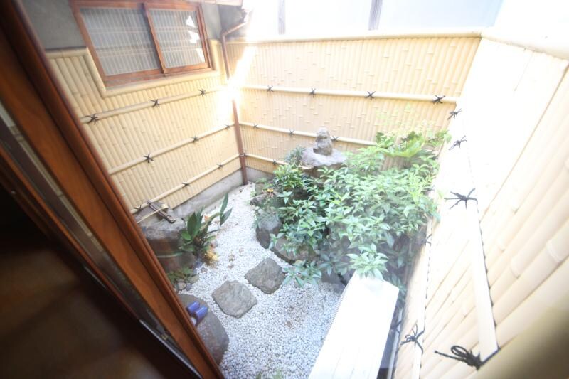 物件内観写真15　(たまにはお庭で休日を過ごしてみるのもよいかもしれません)