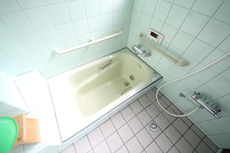 物件内観写真23　(ゆったり過ごせるお風呂です)