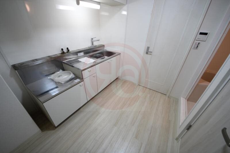 物件内観写真5　(ゆったり過ごせる居間です)