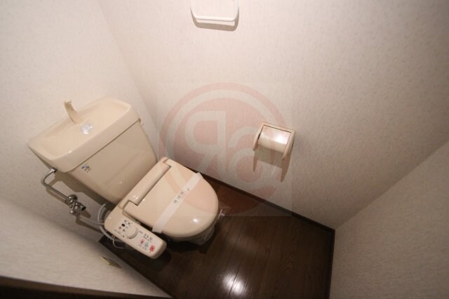 物件内観写真7　(コンパクトで使いやすいトイレです)