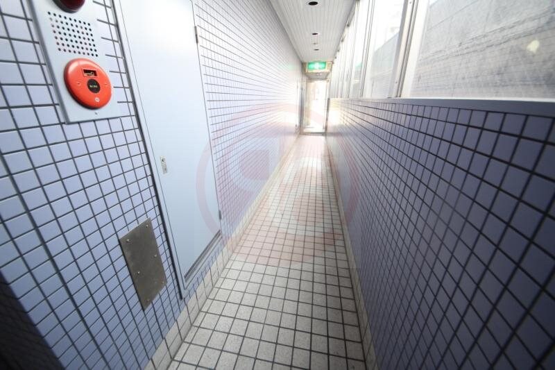 物件外観写真3　(建物の内部です)