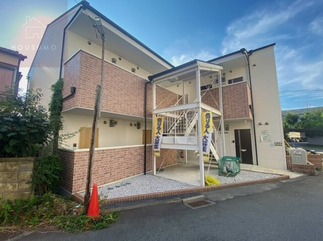 物件外観写真2　(物件の外観です)