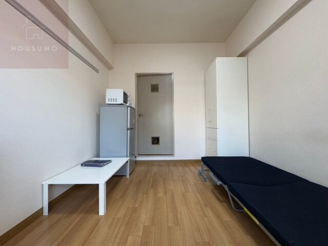 物件内観写真5　(コンパクトなキッチンで掃除もラクラク)