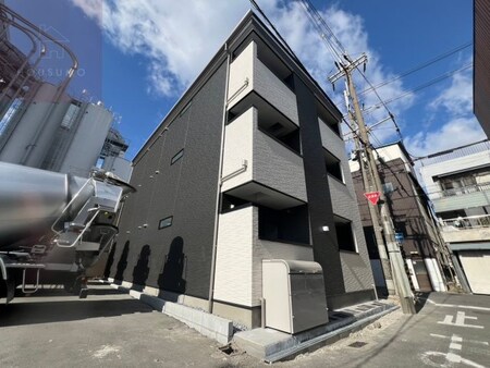 バズ北巽外観写真