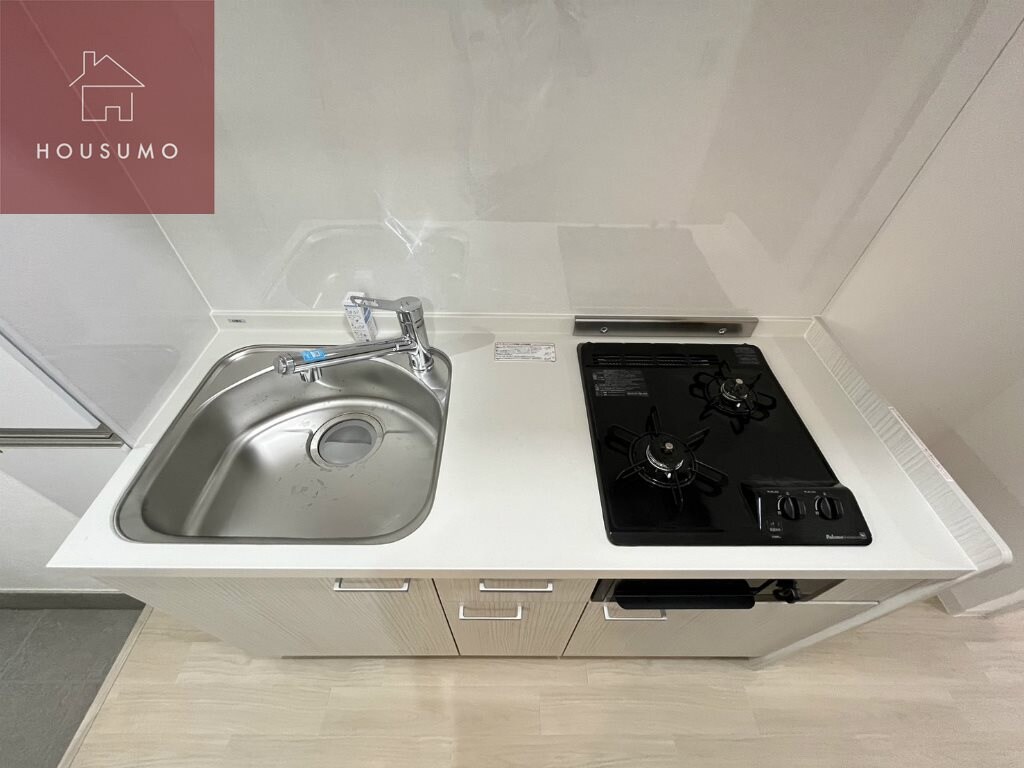 物件内観写真17　(コンパクトなキッチンで掃除もラクラク)