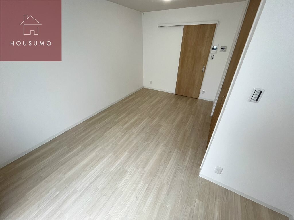 物件内観写真25　(リビングです)