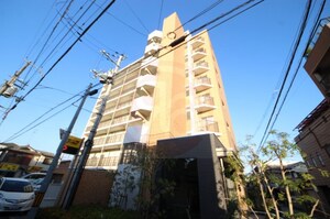 クリスタルコート外観写真