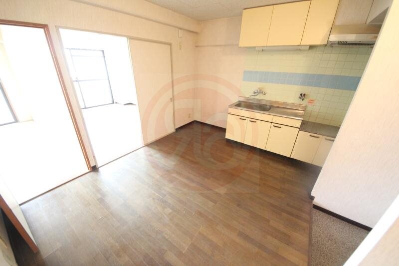 物件内観写真6　(居間です)