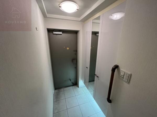 内装他(明るい室内です)