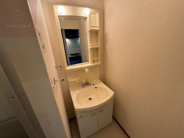 物件内観写真19　(独立洗面化粧台付き)