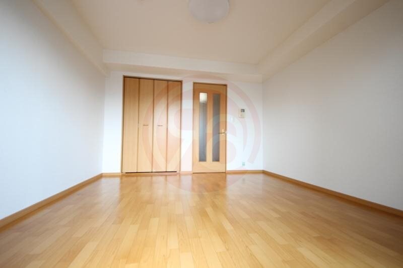 物件内観写真4　(リビングです)