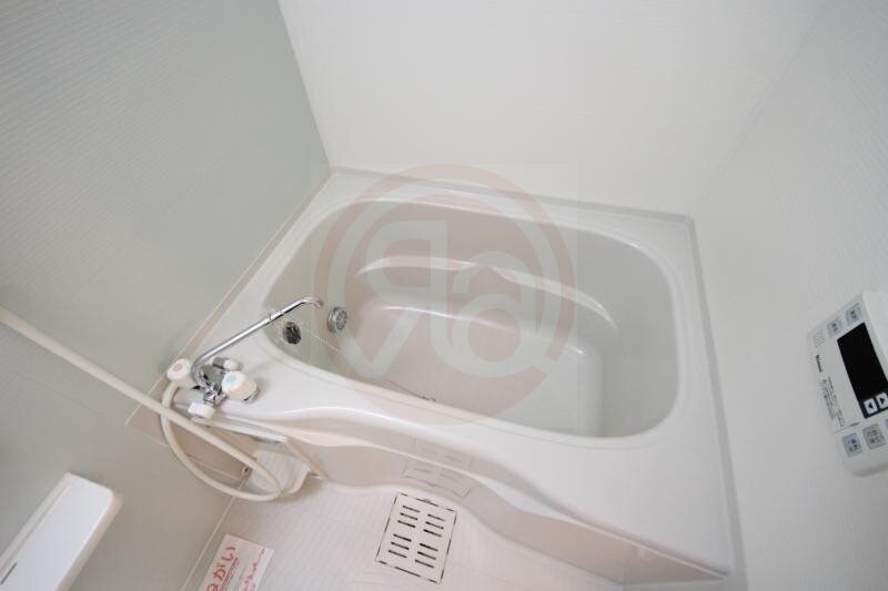 物件内観写真25　(コンパクトで使いやすいお風呂です)