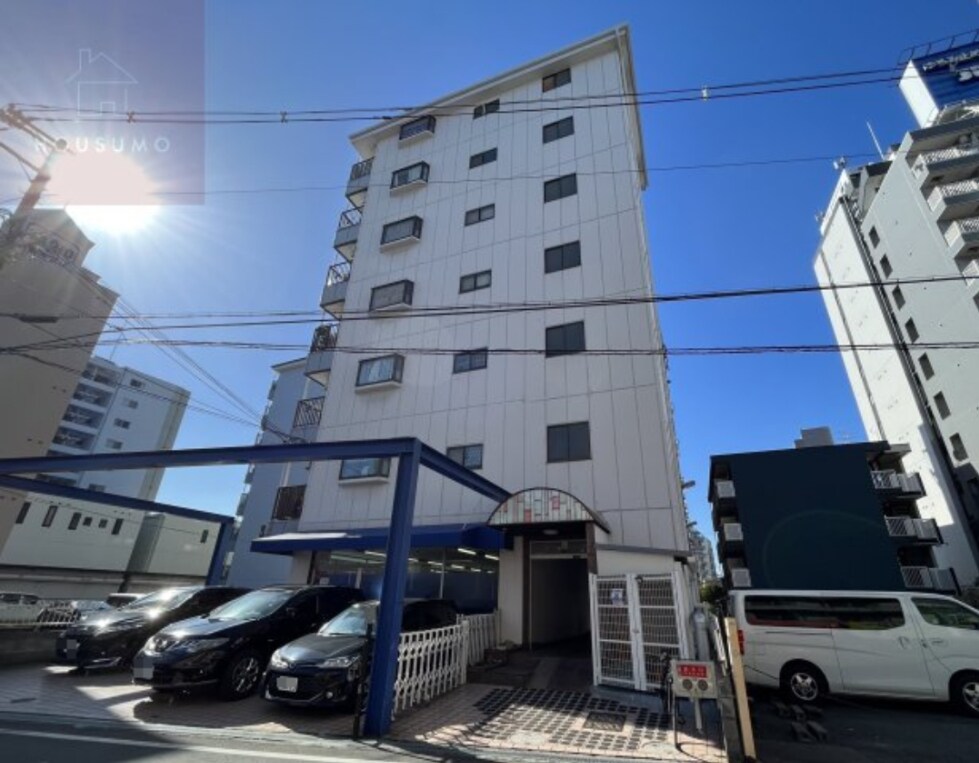 物件外観写真1　(きれいな外観です)