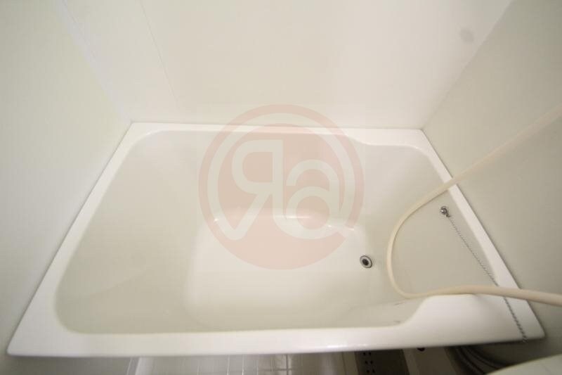 物件内観写真10　(日々の疲れを癒すお風呂付です)