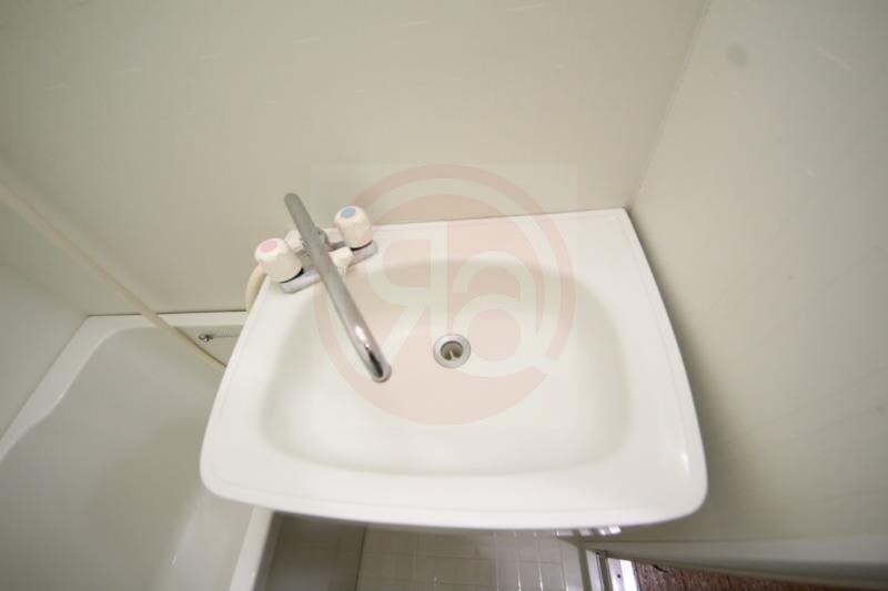 物件内観写真19　(忙しい朝には欠かせない洗面所です)