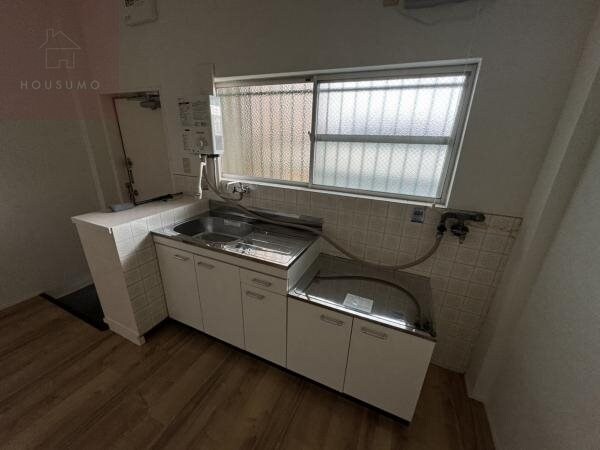 物件内観写真4　(使いやすいキッチンです)