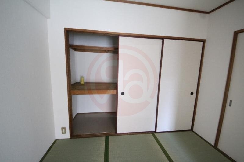 物件内観写真23　(収納スペース豊富です)