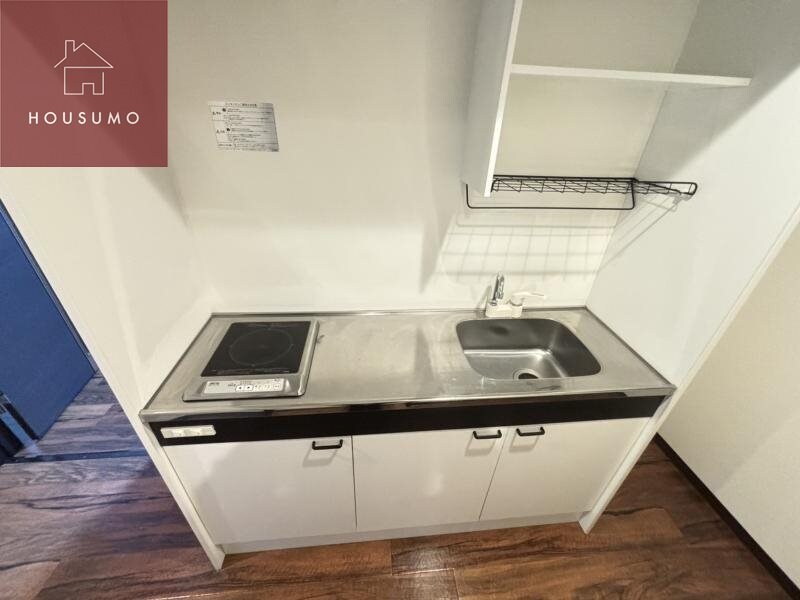 物件内観写真17　(コンパクトなキッチンで掃除もラクラク)