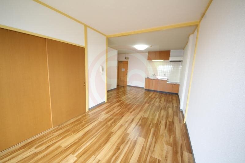 物件内観写真22　(ゆったりした洋室です)