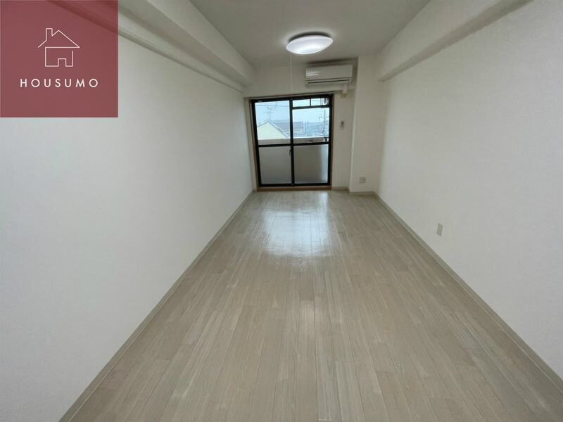 物件内観写真16　(ゆったり過ごせるリビングです)