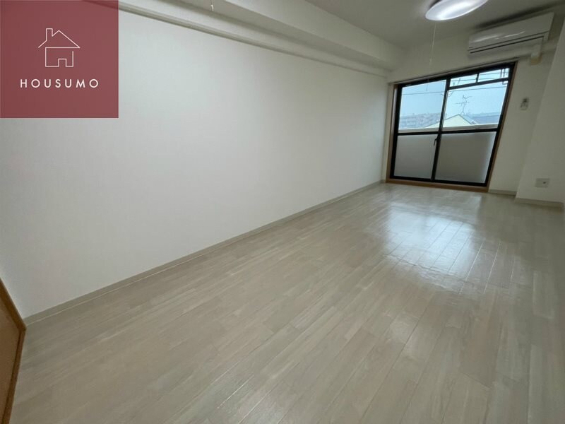 物件内観写真21　(使い勝手のいい洋室です)