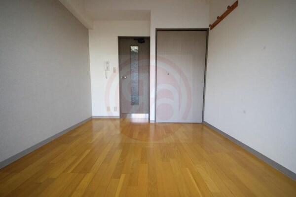 居室(おしゃれなリビングです)