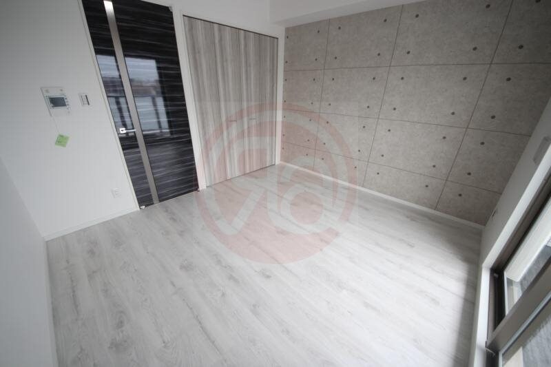 物件内観写真13　(使い勝手のいい寝室です)