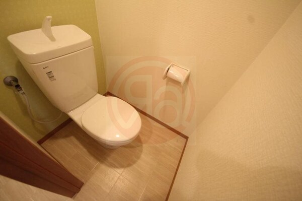 トイレ(シンプルで使いやすいトイレです)
