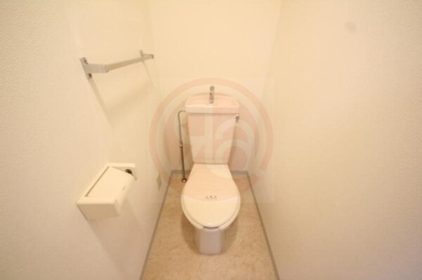 トイレ(清潔感のあるトイレです)