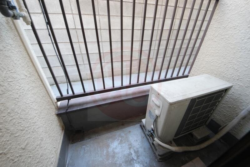 物件内観写真20　(開放的で明るい空間を演出してくれるバルコニーです)