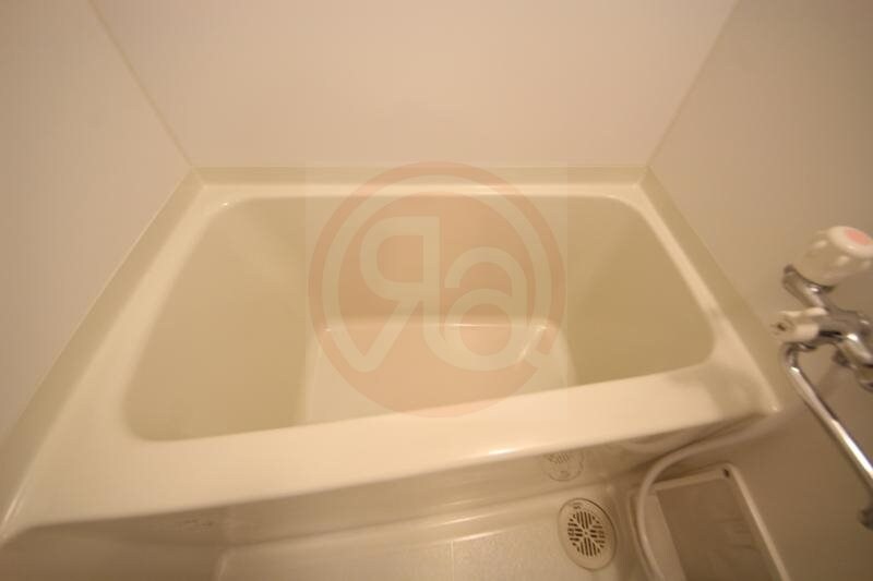 物件内観写真10　(日々の暮らしに欠かせないお風呂です)