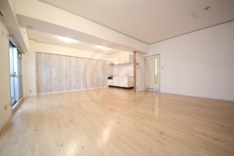 物件内観写真4　(使いやすい居間です)