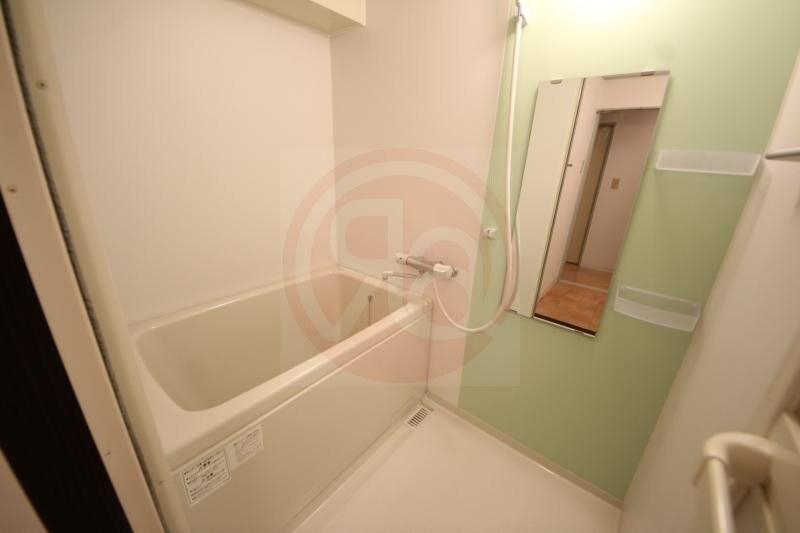 物件内観写真8　(お風呂です)