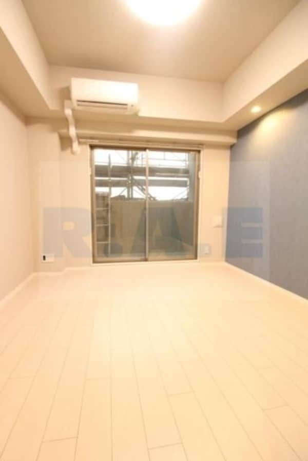 居室(おしゃれなリビングです)