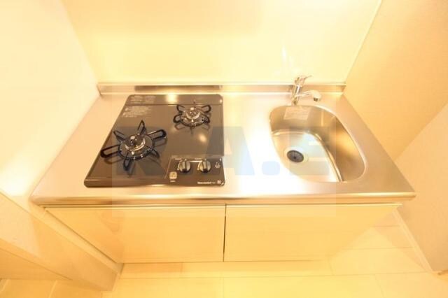 物件内観写真5　(コンパクトなキッチンで掃除もラクラク)