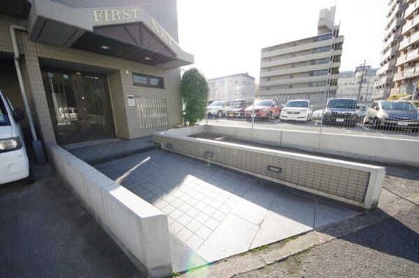 エントランス(毎日通るエントランスはこのようになっています)