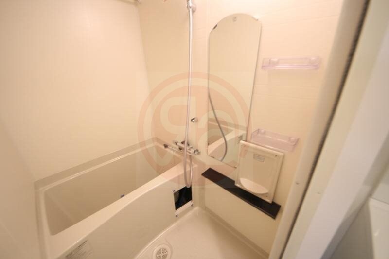 物件内観写真9　(日々の暮らしに欠かせないお風呂です)
