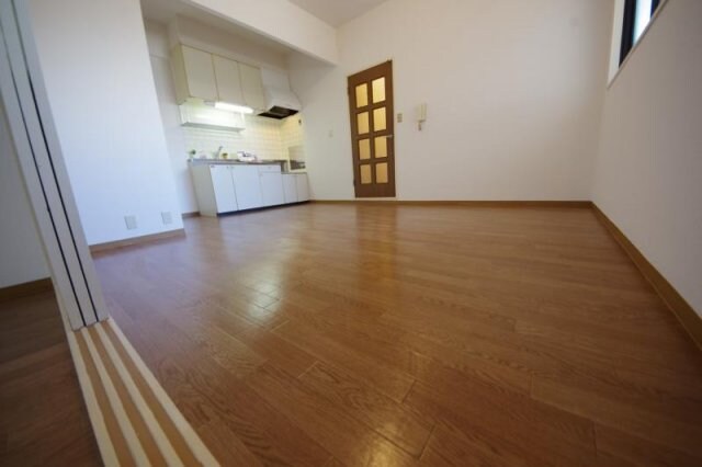 物件内観写真21　(コンパクトで使いやすい洋室です)