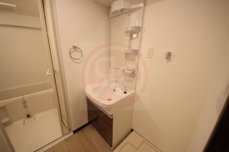 物件内観写真18　(コンパクトで使いやすい洗面所)