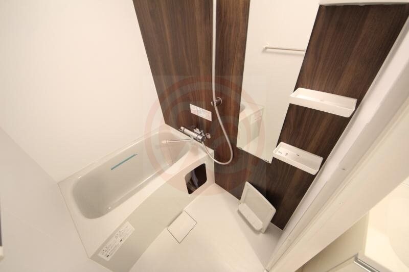 物件内観写真9　(日々の暮らしに欠かせないお風呂です)