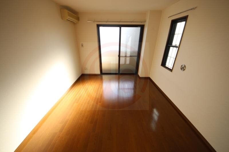 物件内観写真18　(明るい室内です)