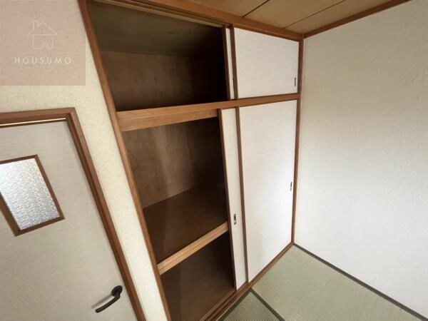 収納(たっぷりとした収納スペースです)