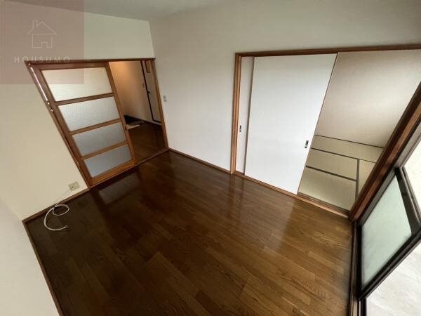 洋室(個人の部屋や寝室として使える洋室です)