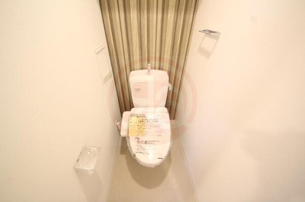 トイレ(コンパクトで使いやすいトイレです)