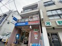 スリーライトカドニシ