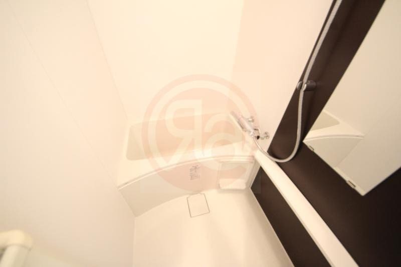 物件内観写真9　(落ち着いた空間のお風呂です)