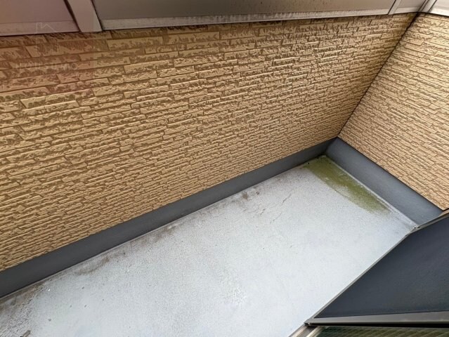 物件内観写真10　(バルコニー付きです)